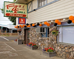 Tommy's 4th St Bar & Grill photo